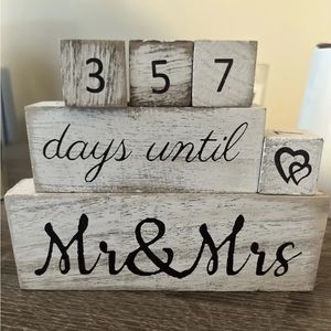 Wedding countdown blocks